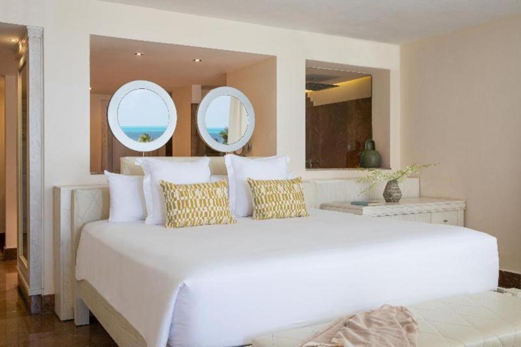 Beloved Playa Mujeres (Adults Only) Cancún Eksteriør bilde
